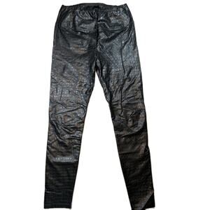 7 For All Mankind Faux Leather Croc Skinny Pants Black Size Medium